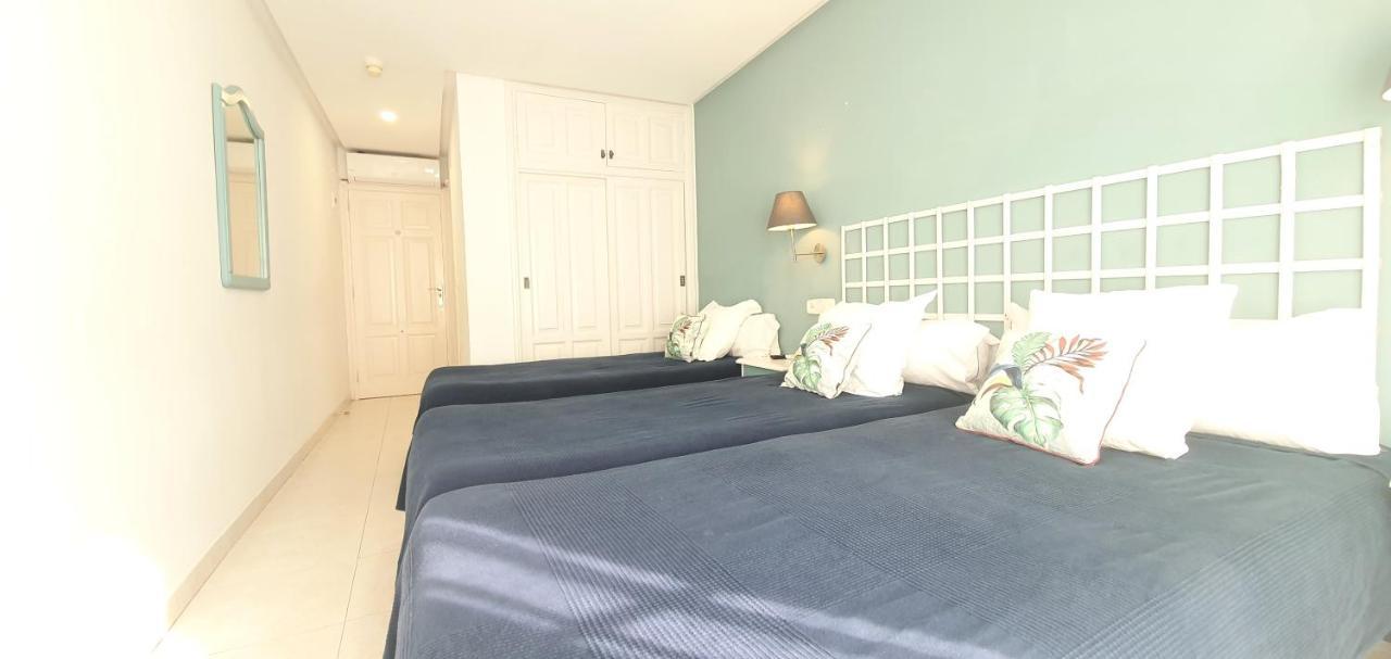 Hugo Beach Hotel & Apartments غانديا المظهر الخارجي الصورة